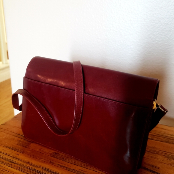 Salvatorre Ferragamo Maroon Bag - Picture 5 of 10